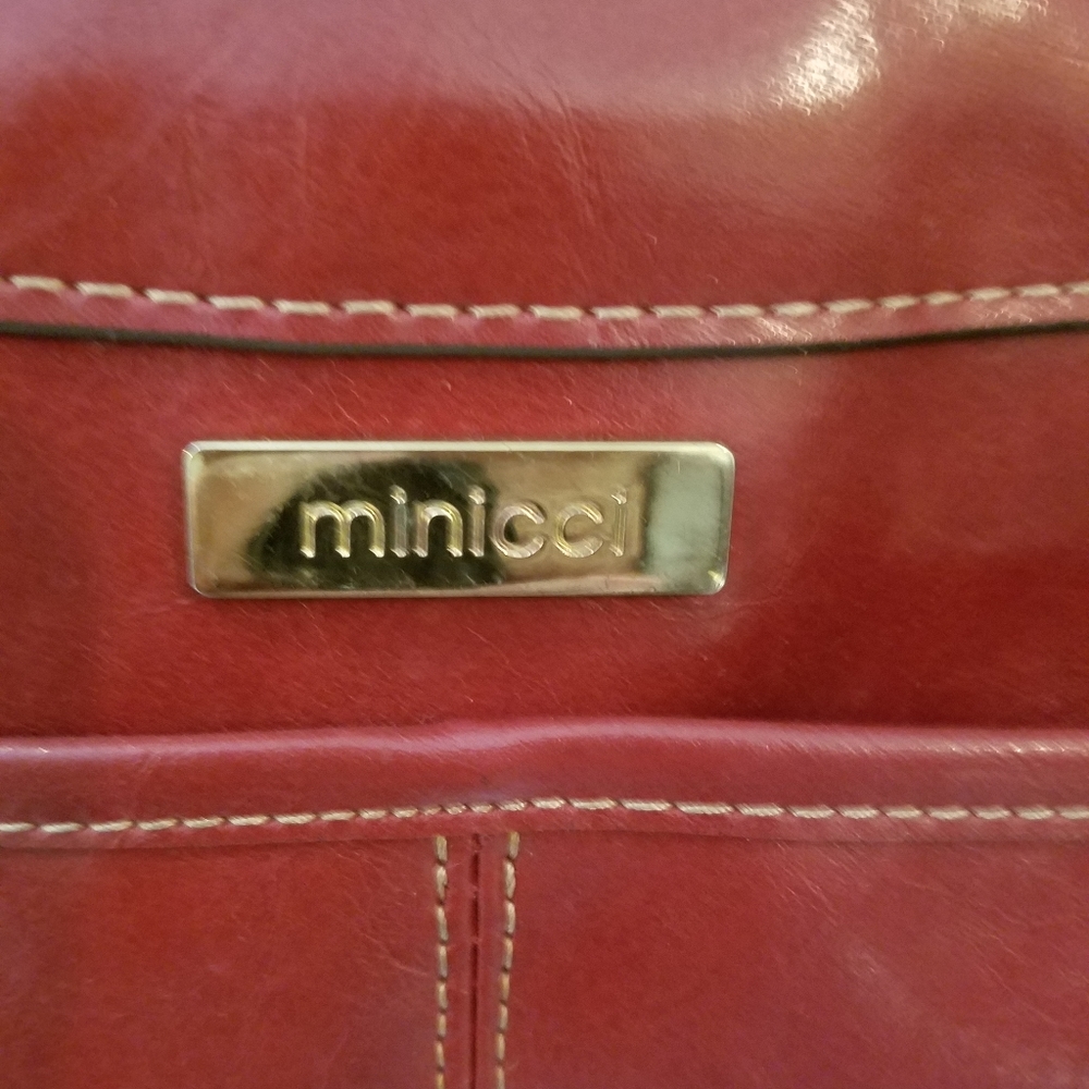 Minicci Burgandy Vinyl Purse - Picture 3 of 5